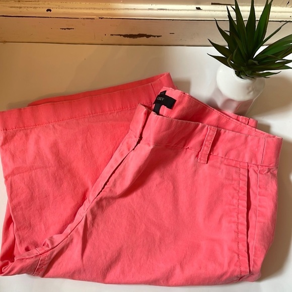 J. Crew bright Pink Bermuda Long Shorts size XS size 2 summer cotton EUC - Picture 1 of 5